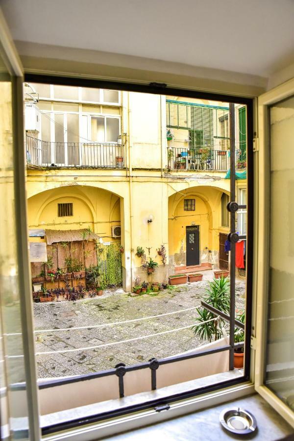 Апартаменты Vecchia Napoli - Anticaglia Экстерьер фото