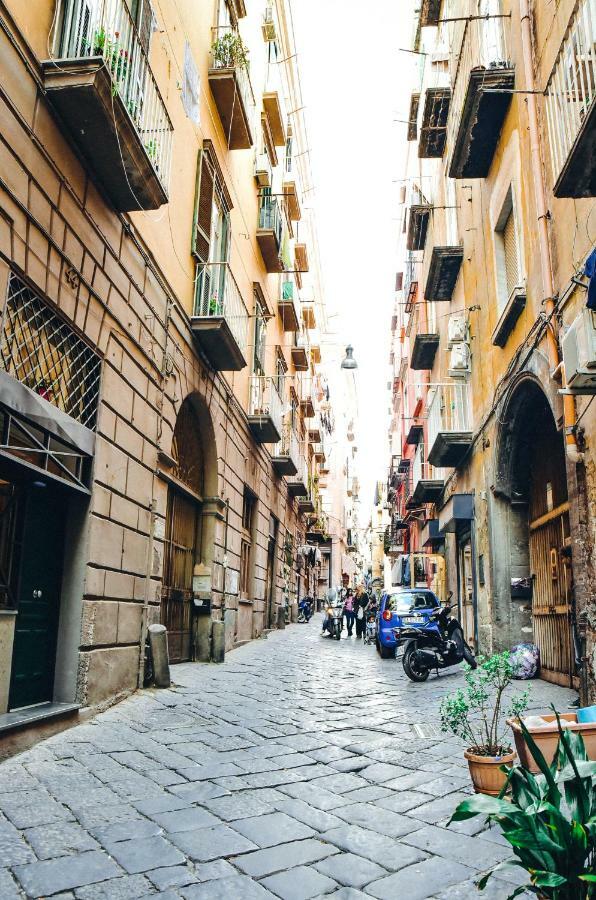 Апартаменты Vecchia Napoli - Anticaglia Экстерьер фото